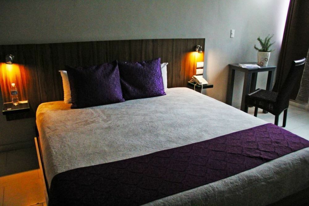 Hotel Fg León Kültér fotó